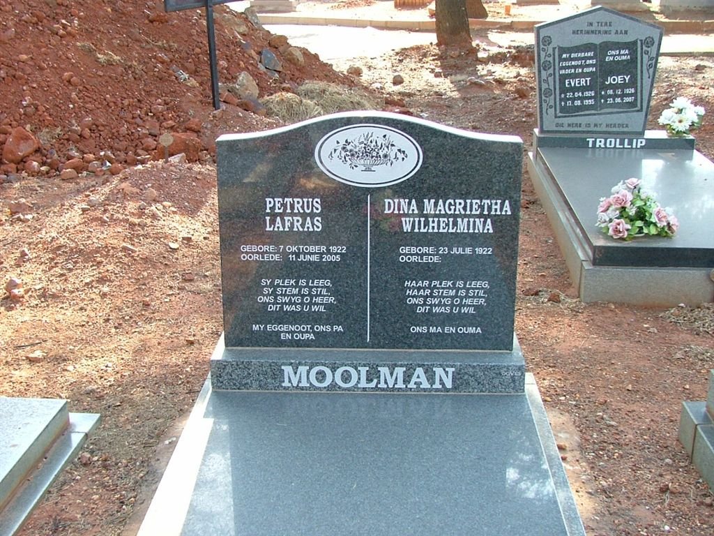 MOOLMAN Petrus Lafras 1922-2005 &amp; Dina Magrietha Wilhelmina 1922-