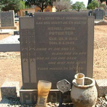 POTGIETER  Michiel Jones 1942-1943