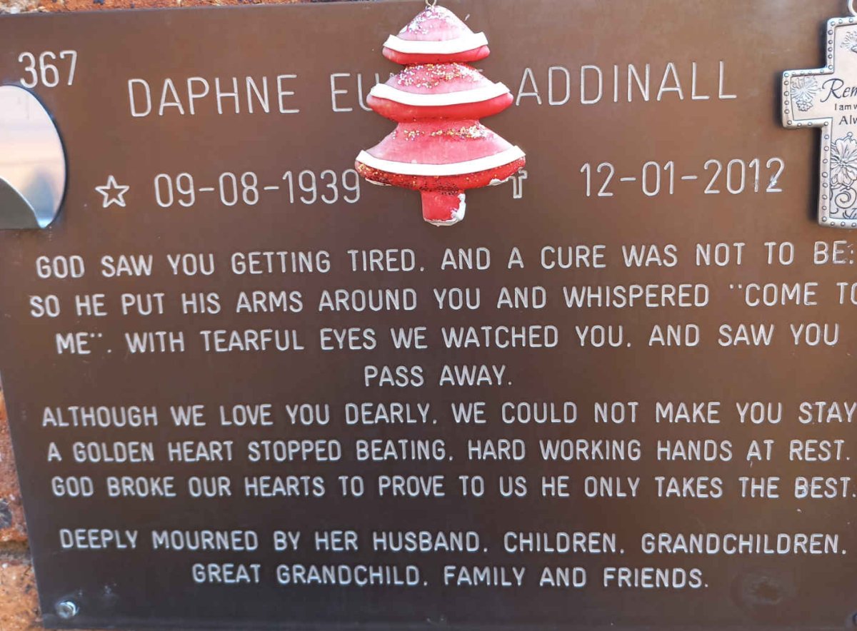 ADDINALL Daphne Eu? 1939-2012