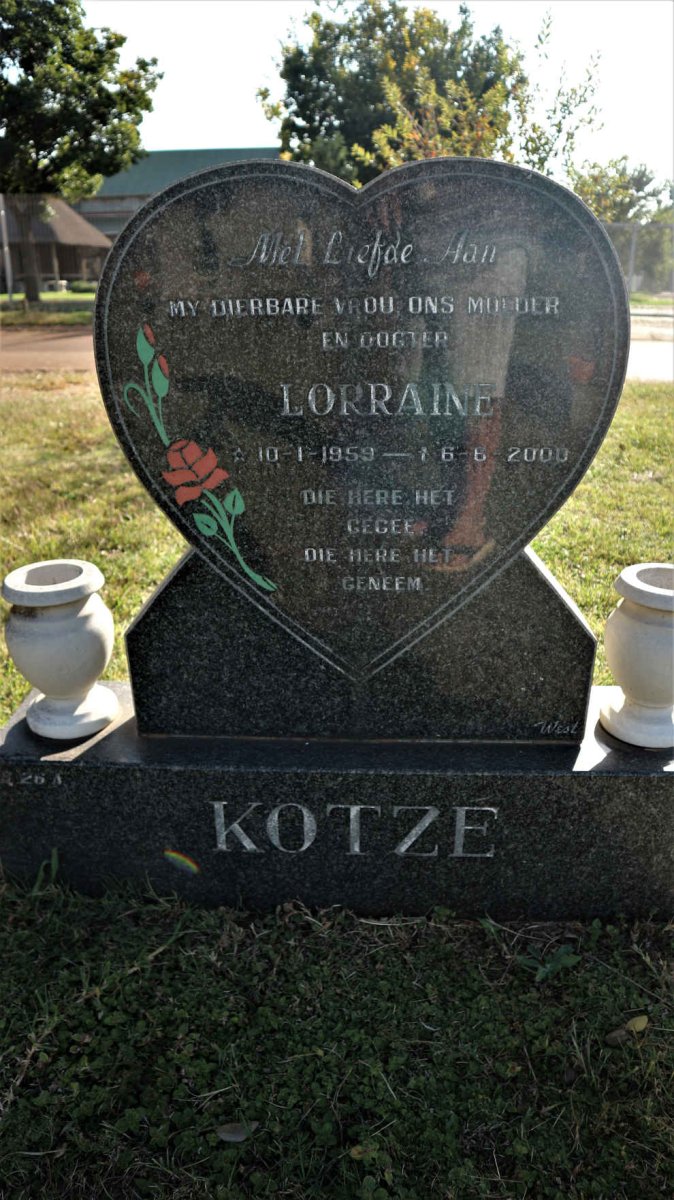 KOTZE Lorraine 1959-2000
