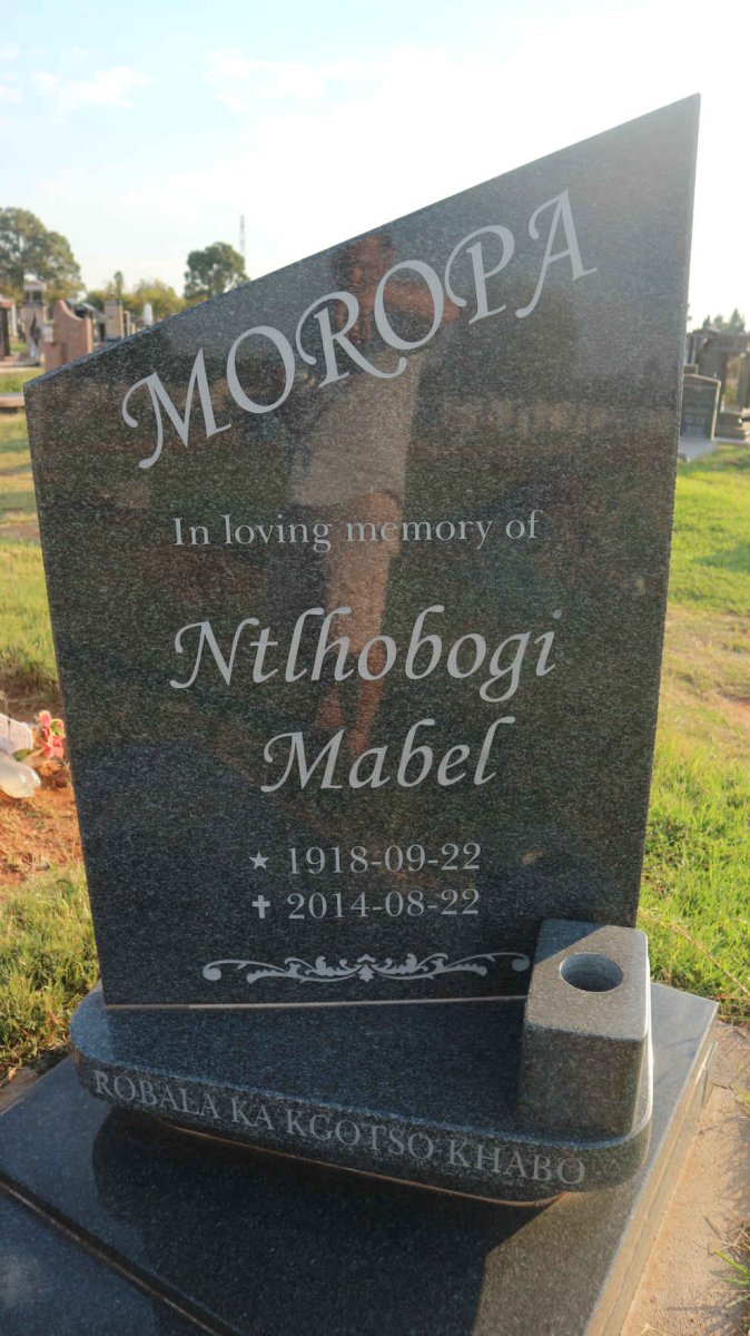 MOROPA Ntlhobogi Mabel 1918-2014