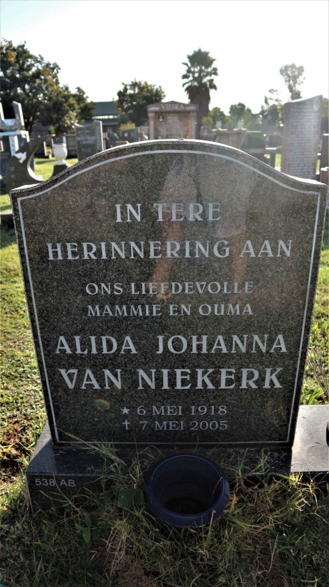 NIEKERK Alida Johanna, van 1918-2005