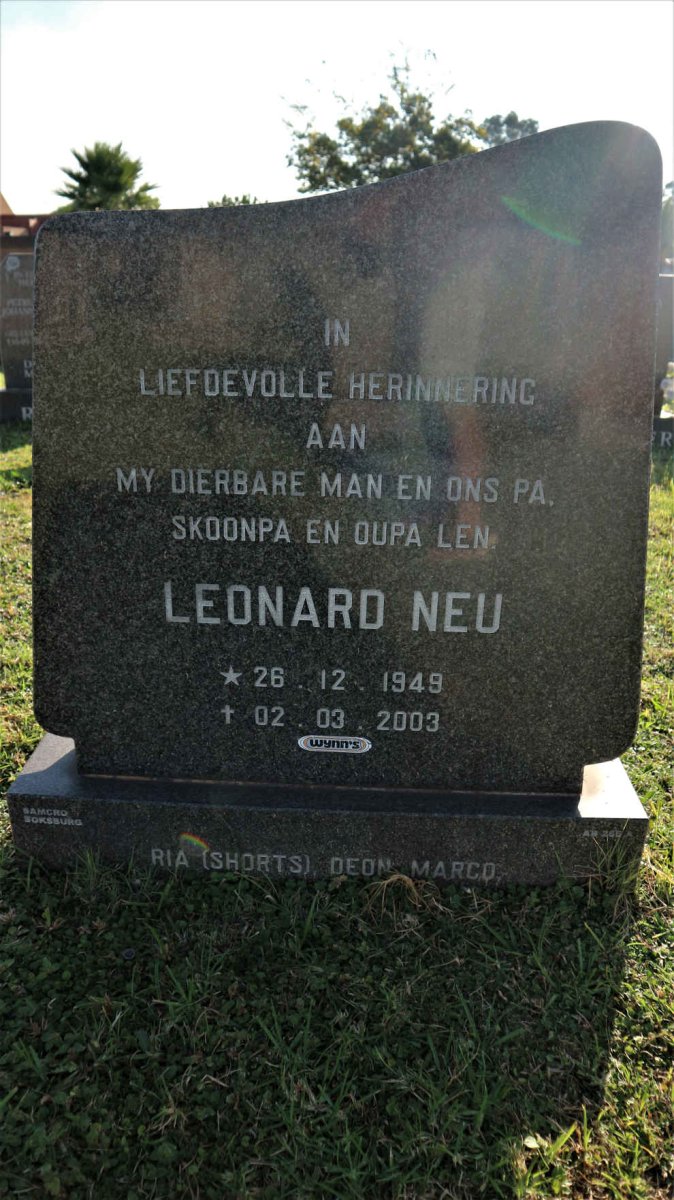 NEU Leonard 1949-2003