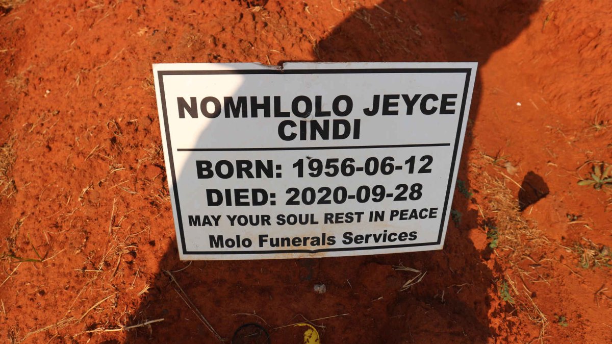 NOMHLOLO Jeyce Cindi 1956-2020