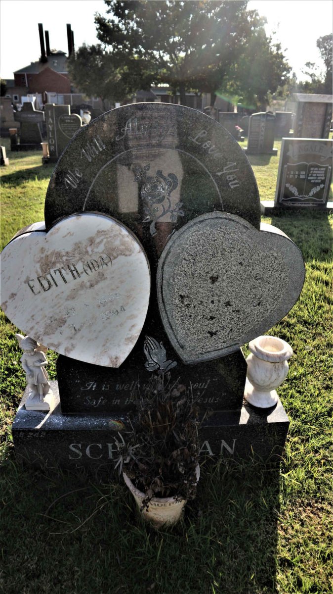 SCHOEMAN Edith 1966-2004