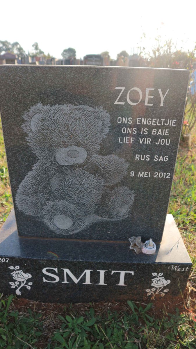 SMIT Zoey -2012