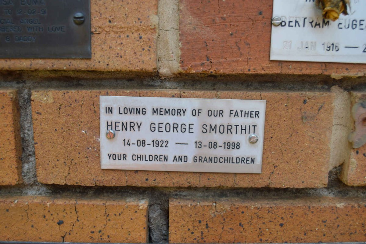 SMORTHIT Henry George 1922-1998