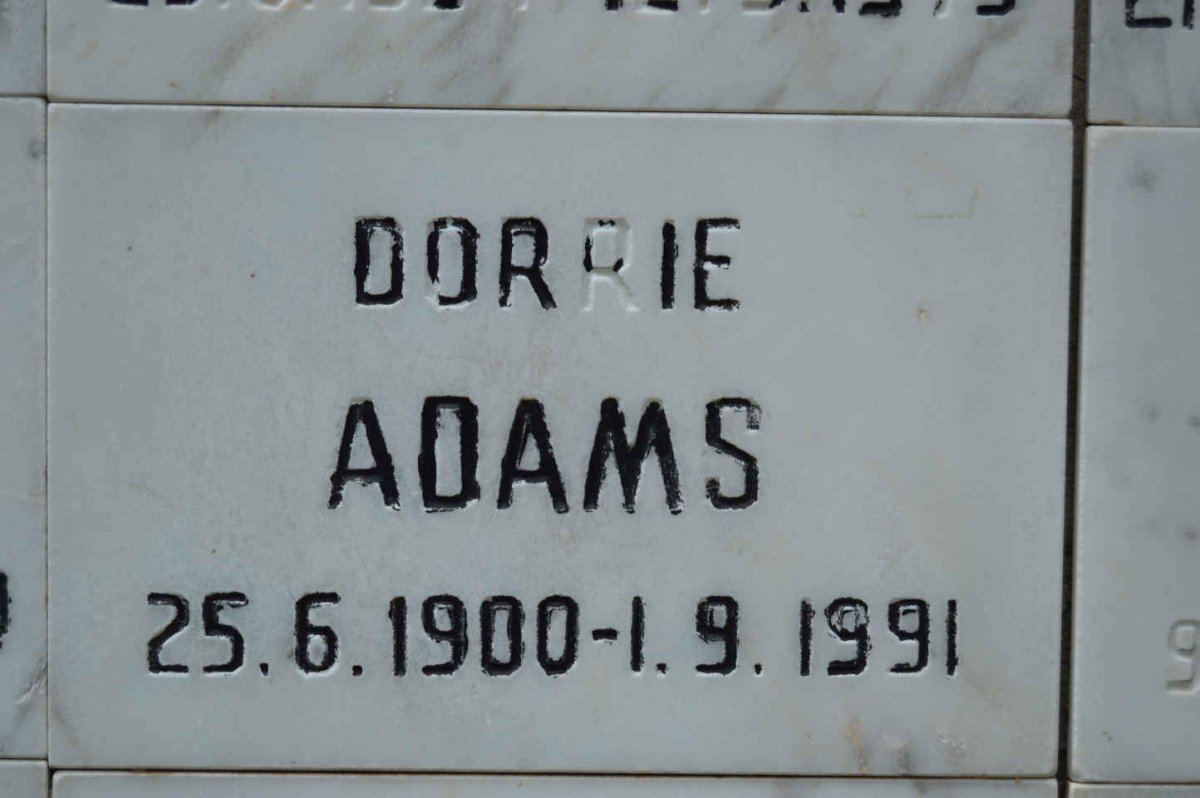 ADAMS Dorrie 1900-1991