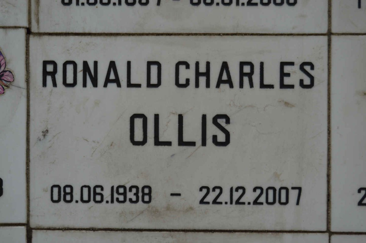 OLLIS Ronald Charles 1938-2007