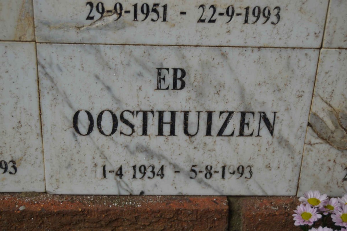 OOSTHUIZEN E.B. 1934-1993