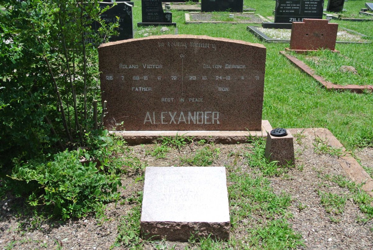 ALEXANDER Roland Victor 1888-1972 :: ALEXANDER Dalton Derrick 1924-1971 :: ALEXANDER Ella Amy -1974