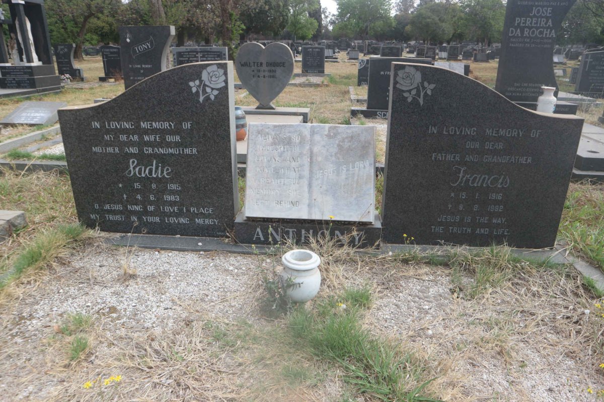 ANTHONY Francis 1916-1992 &amp; Sadie 1915-1983