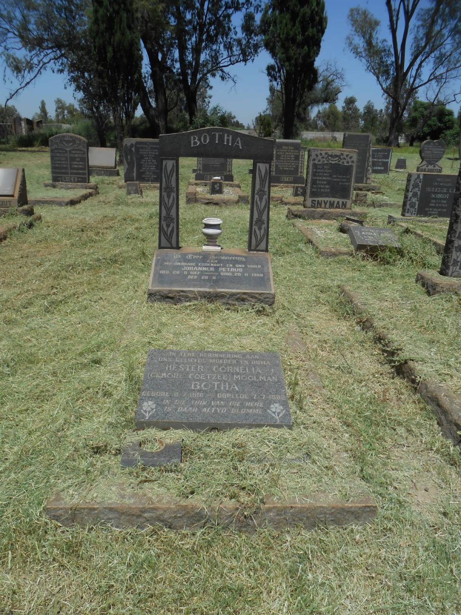 BOTHA Johannes Petrus 1917-1968 &amp; Hester Cornelia MOOLMAN nee COETZEE 1916-1982
