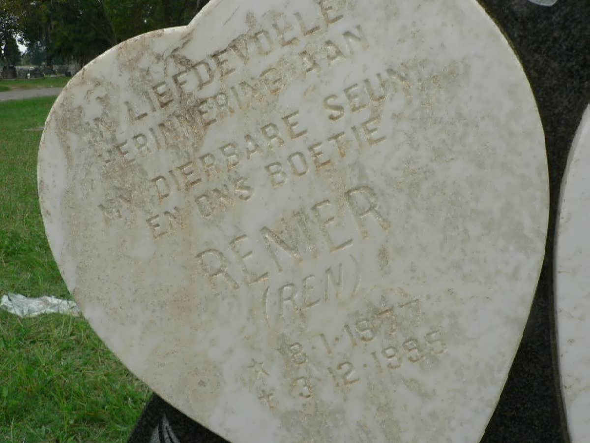 PETZER Renier 1977-1995