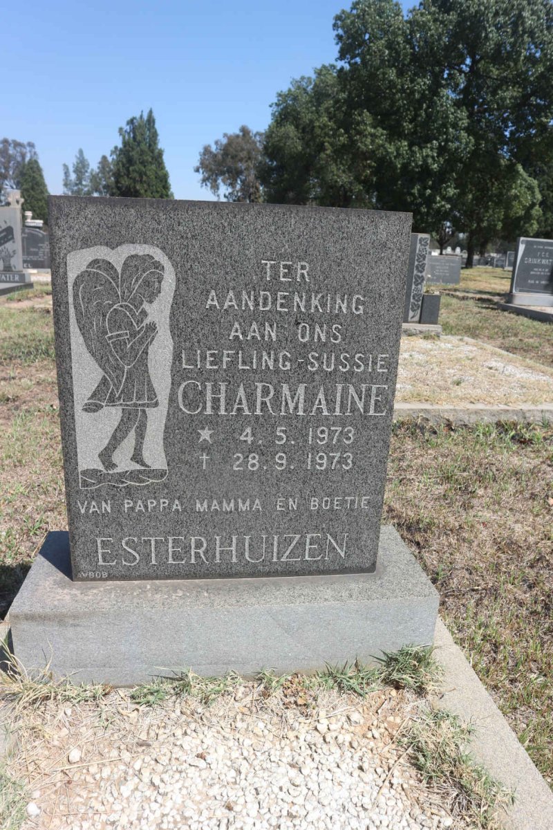 ESTERHUIZEN Charmaine 1973-1973