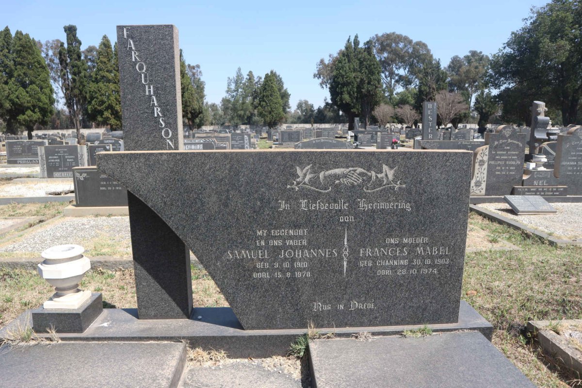 FARQUHARSON Samuel Johannes 1910-1970 & Frances Mabel 1903-1974