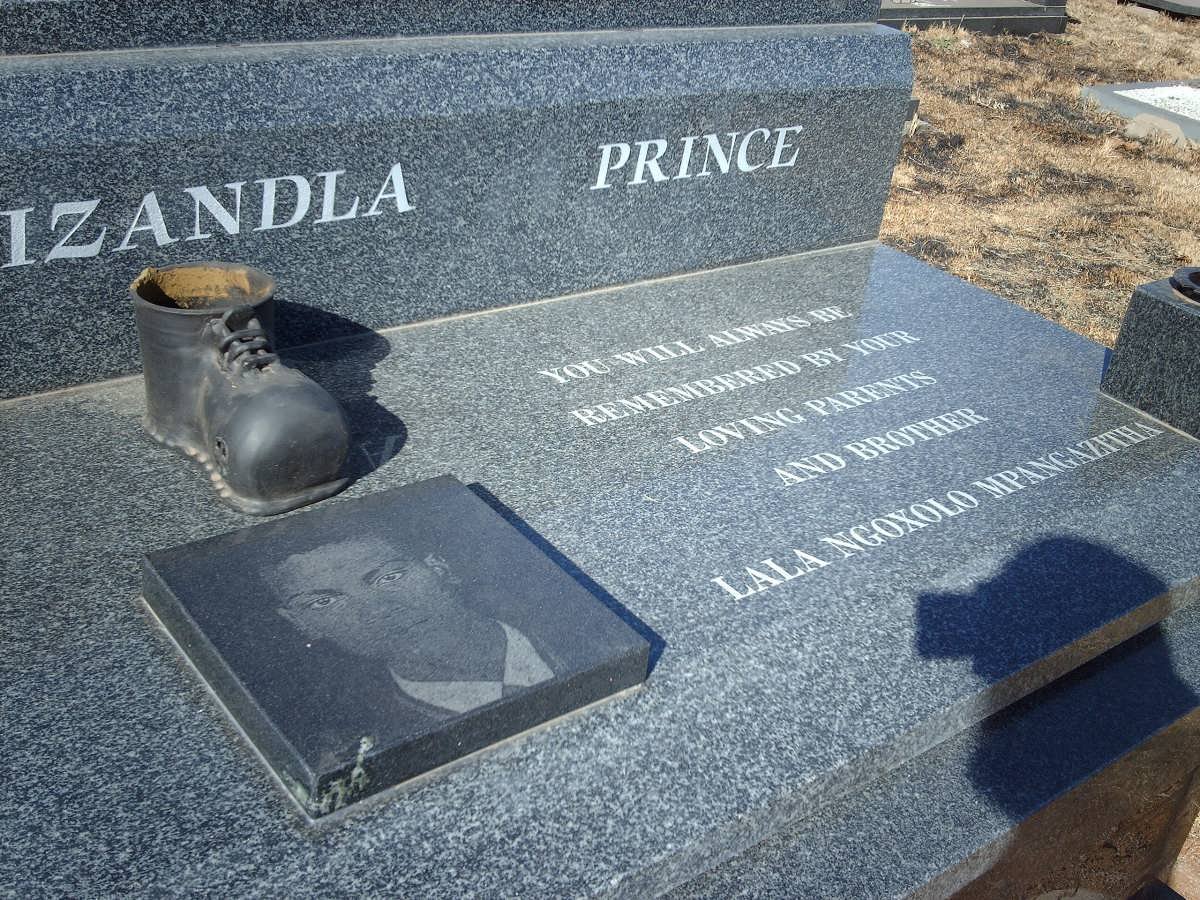 GUMEDE Wandile Gogizandla Prince 1986-2005