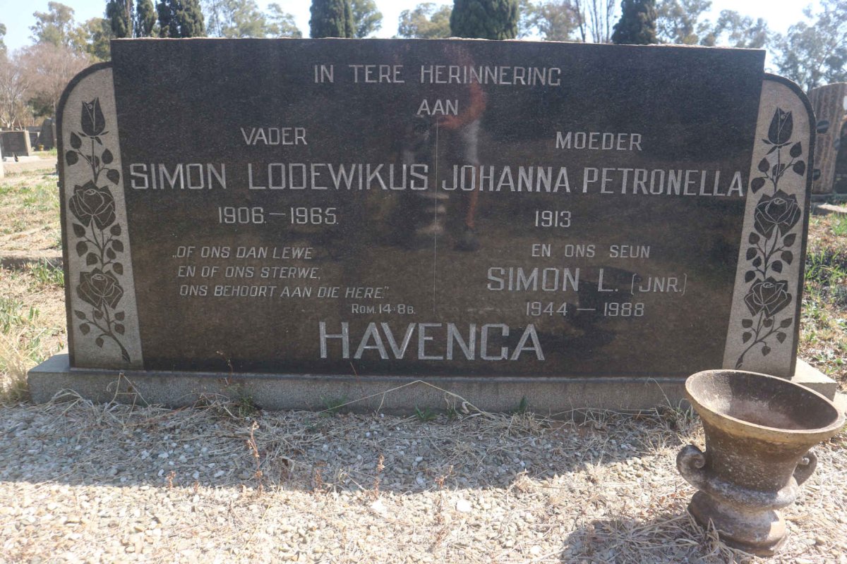 HAVENGA Simon Lodewikus 1906-1965 & Johanna Petronella 1913- :: HAVENGA Simon L. 1944-1988