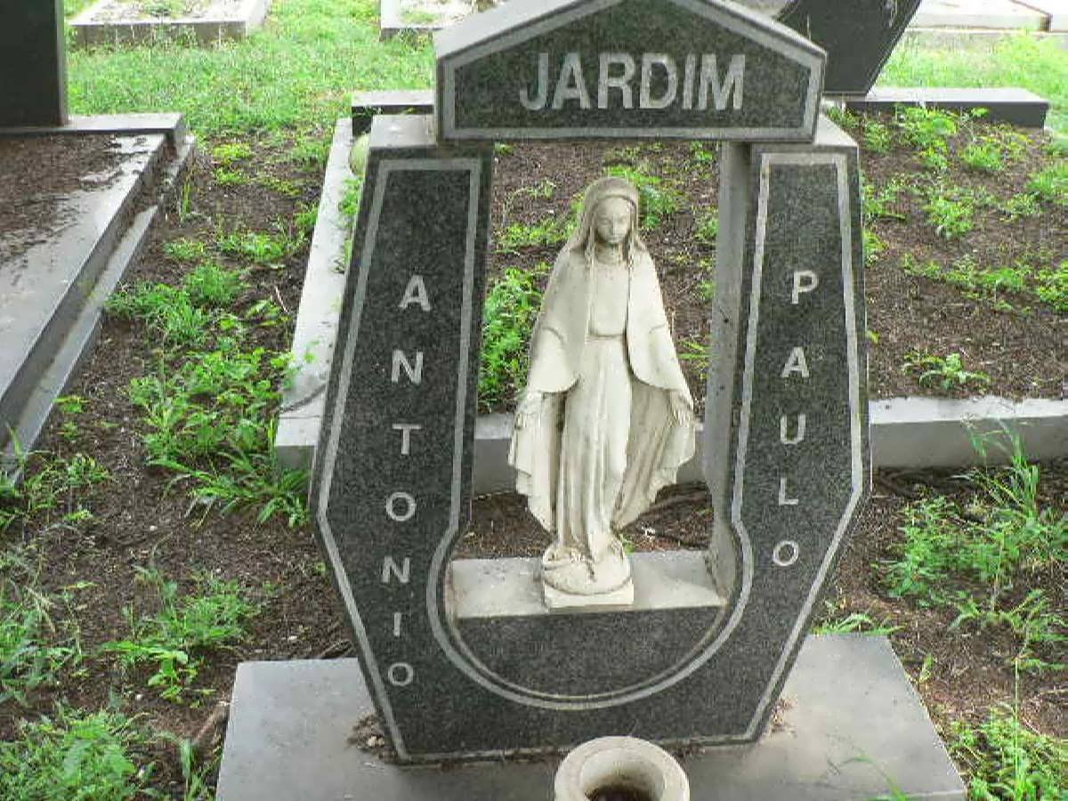 JARDIM Antonio Paulo 1932-1992