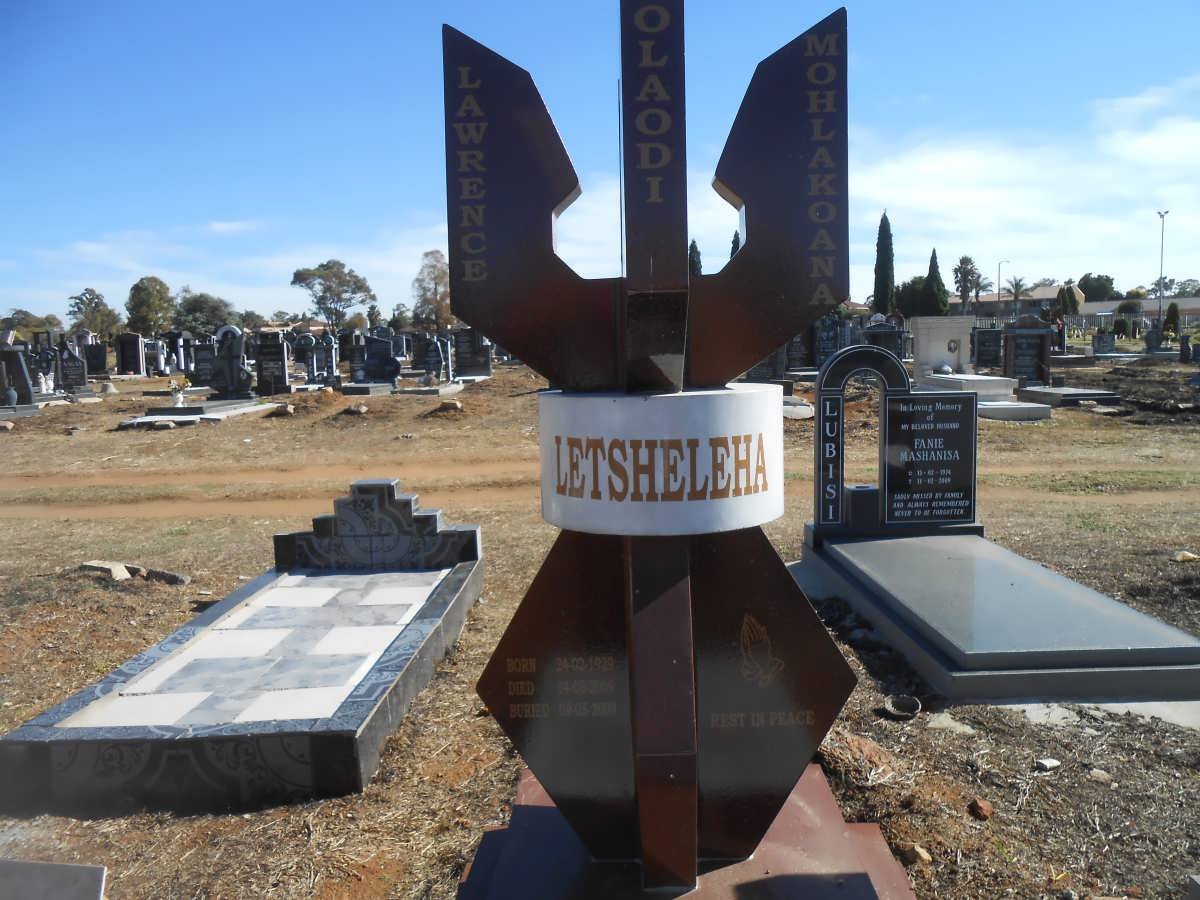 LETSHELEHA Olaodi Lawrence Mohlakoana 1929-2009
