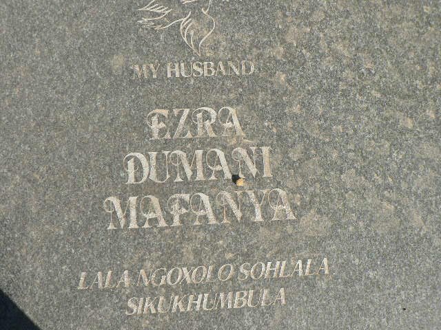 MAFANYA Ezra Dumani 1950-2002