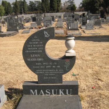 MASUKU Lesia Mahlobo 1932-1995