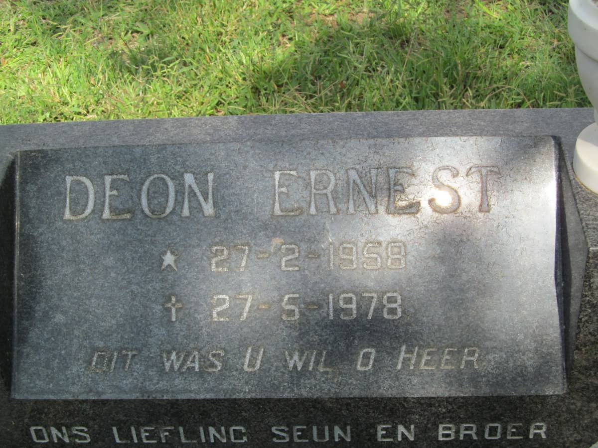 MAYER Dawn Joyce 1928-1983 :: MAYER Deon Ernest 1958-1978