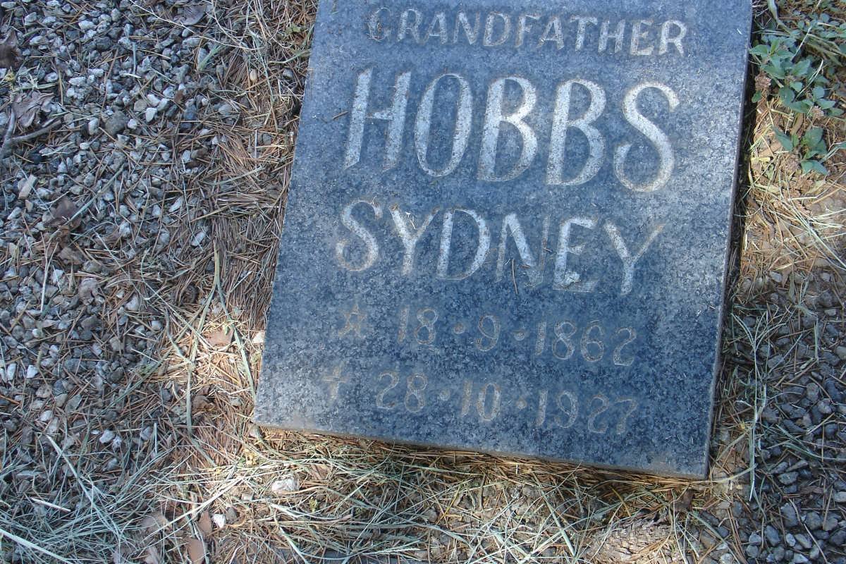 McINTYRE Clifford Talbot 1910-1982 &amp; May Elizabeth HOBBS 1918-1983 :: McINTYRE H? :: HOBBS Sydney 1862-1927