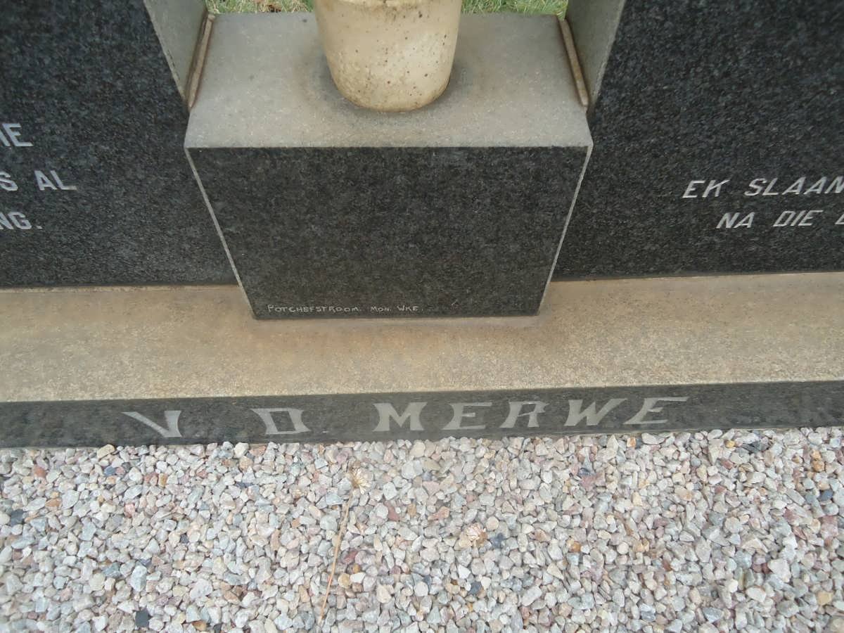 MERWE Willie, van der 1928-1992 &amp; Ella M.M. 1934-1975