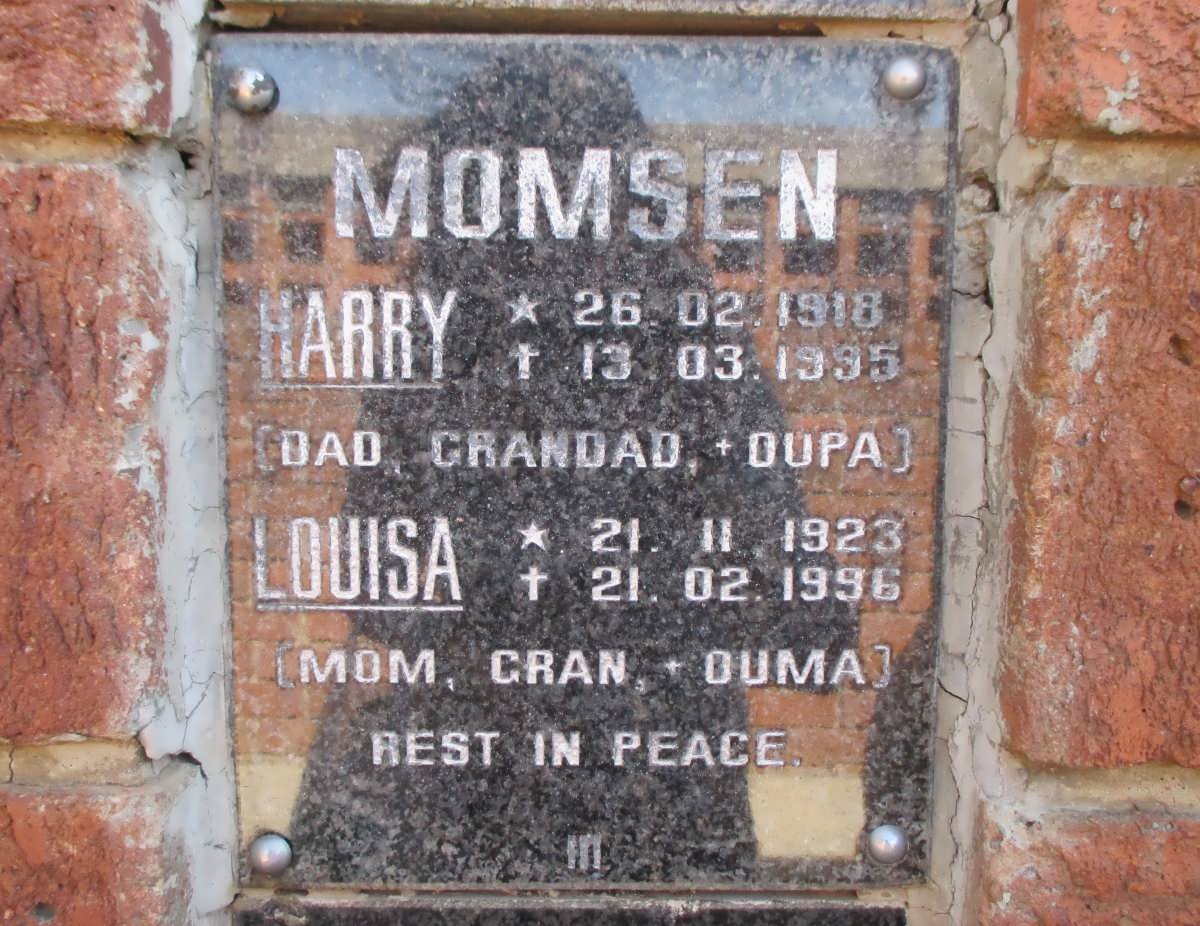 MOMSEN Harry 1918-1995 &amp; Louisa 1923-1996