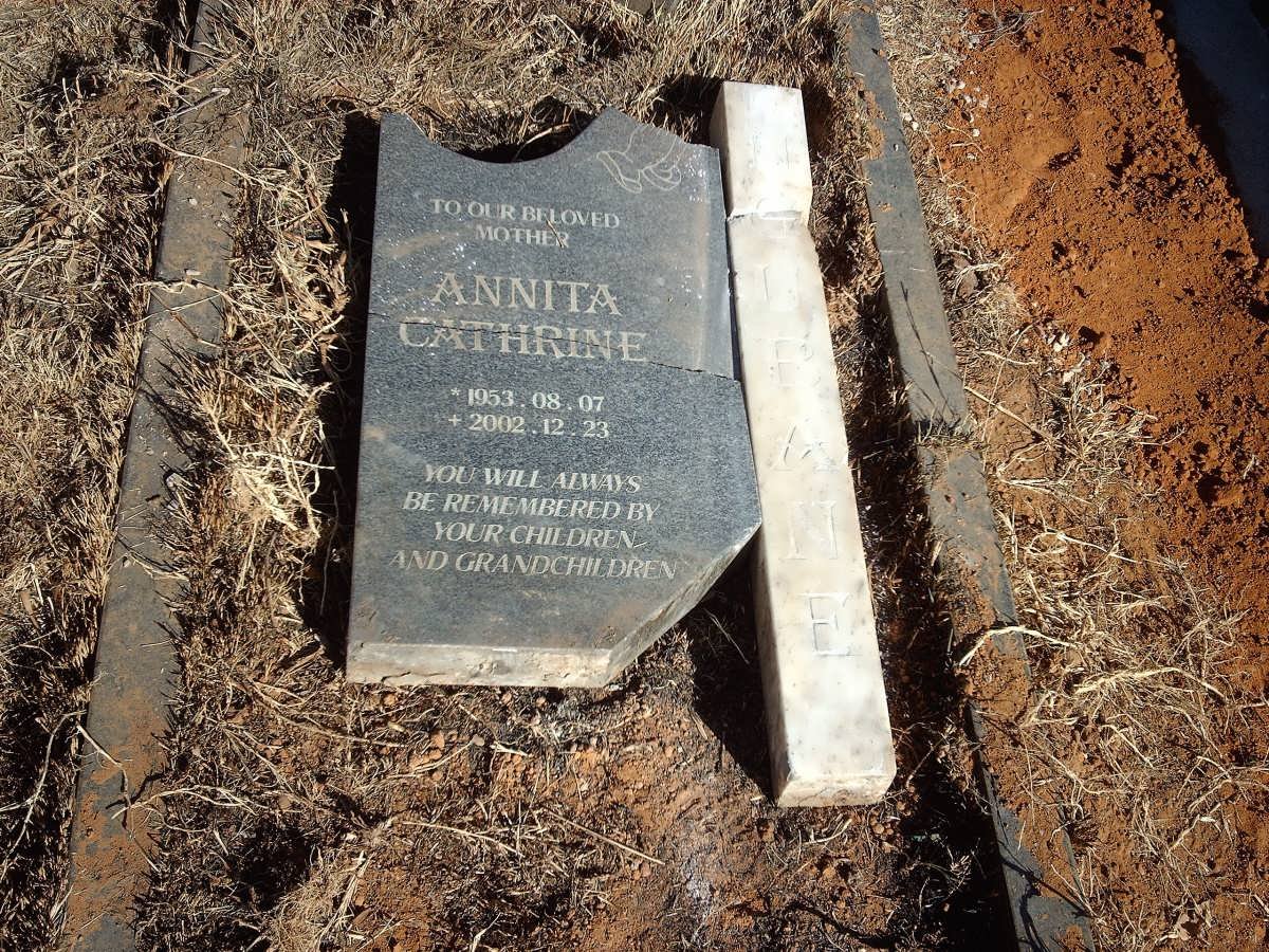 NGUBANE Annita Cathrine 1953-2002