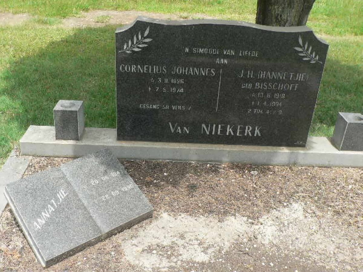 NIEKERK Cornelius Johannes, van 1896-1974 &amp; J.H. BISSCHOFF 1918-1995 :: VAN NIEKERK Annatjie 1947-1990