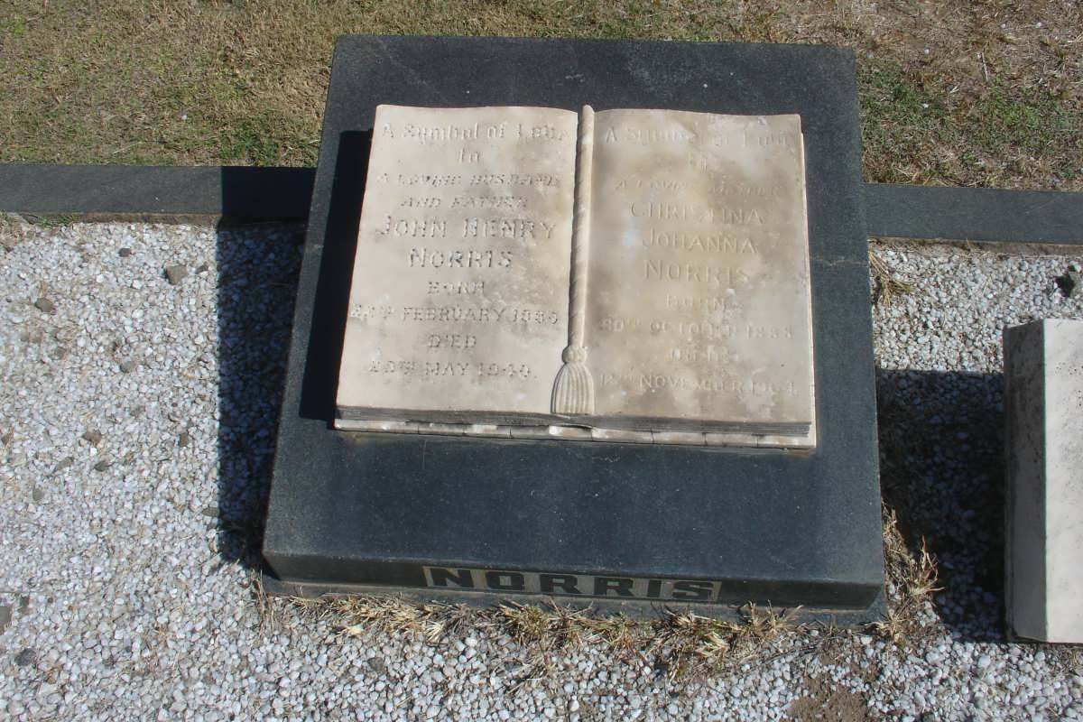 NORRIS John Henry 188?-1940 &amp; Christina Johanna 1888-19?4 :: NORRIS Joyce Josephine Phyllis 19??-19??