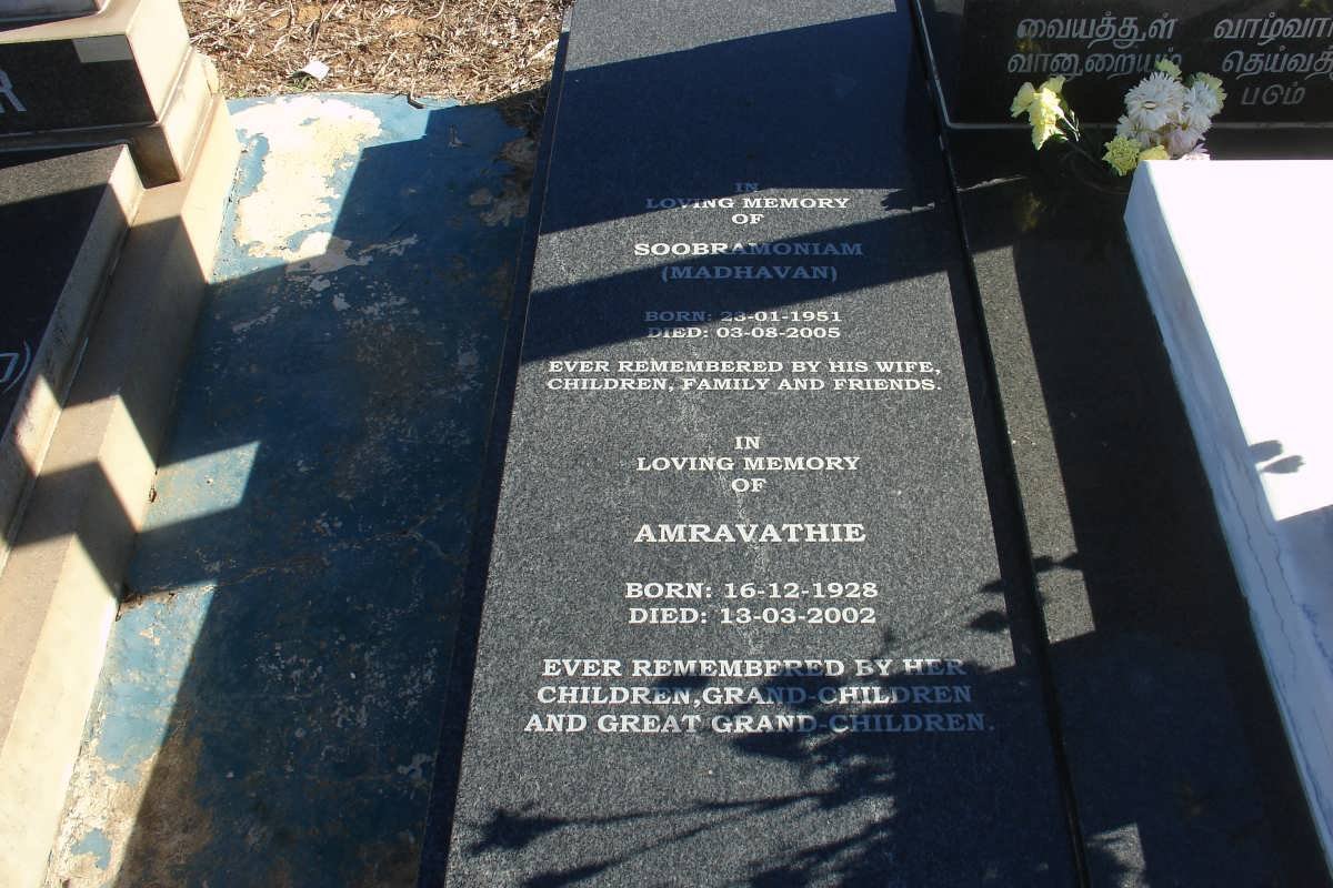 PILLAY Athemoolam 1924-1983 :: PILLAY Soobramoniam 1951-2005 :: PILLAY Amravathie 1928-2002 :: PILLAY Lingam 1980-2004