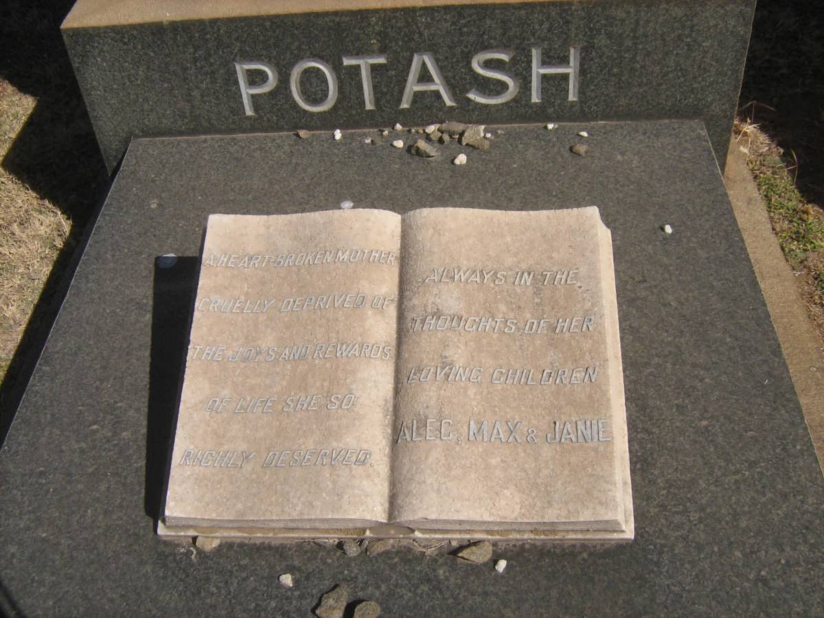POTASH Bertha -1943