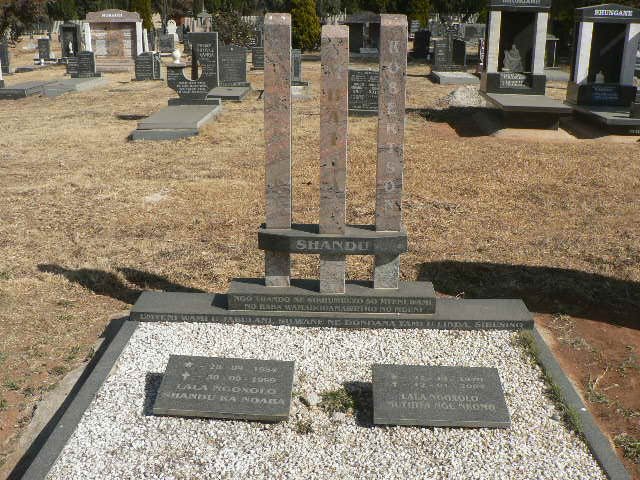SHANDU Lala Ngoxolo 1954-1999 :: SHANDU Lala Ngoxolo 1979-2007