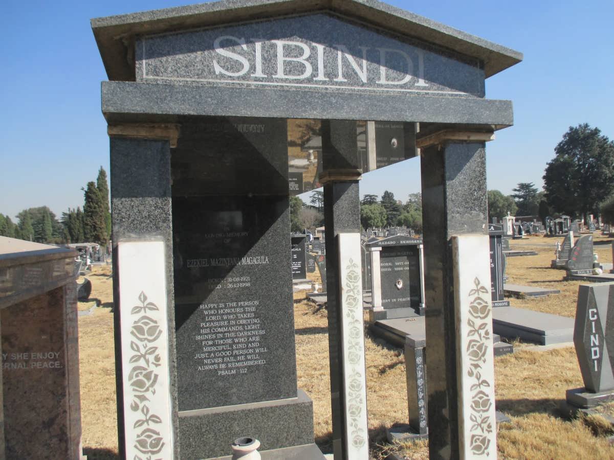 SIBINDI Ezekiel Mazinyana Magagula 1921-1998