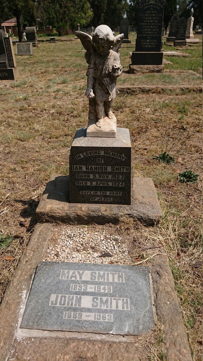 SMITH John 1889-1963 &amp; May 1893-1948 :: SMITH Ian Hamish 1923-1924