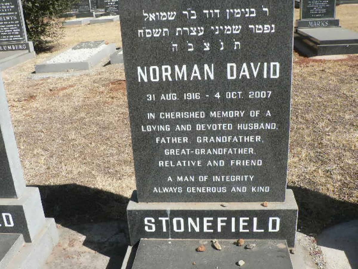 STONEFIELD Norman David 1916-2007