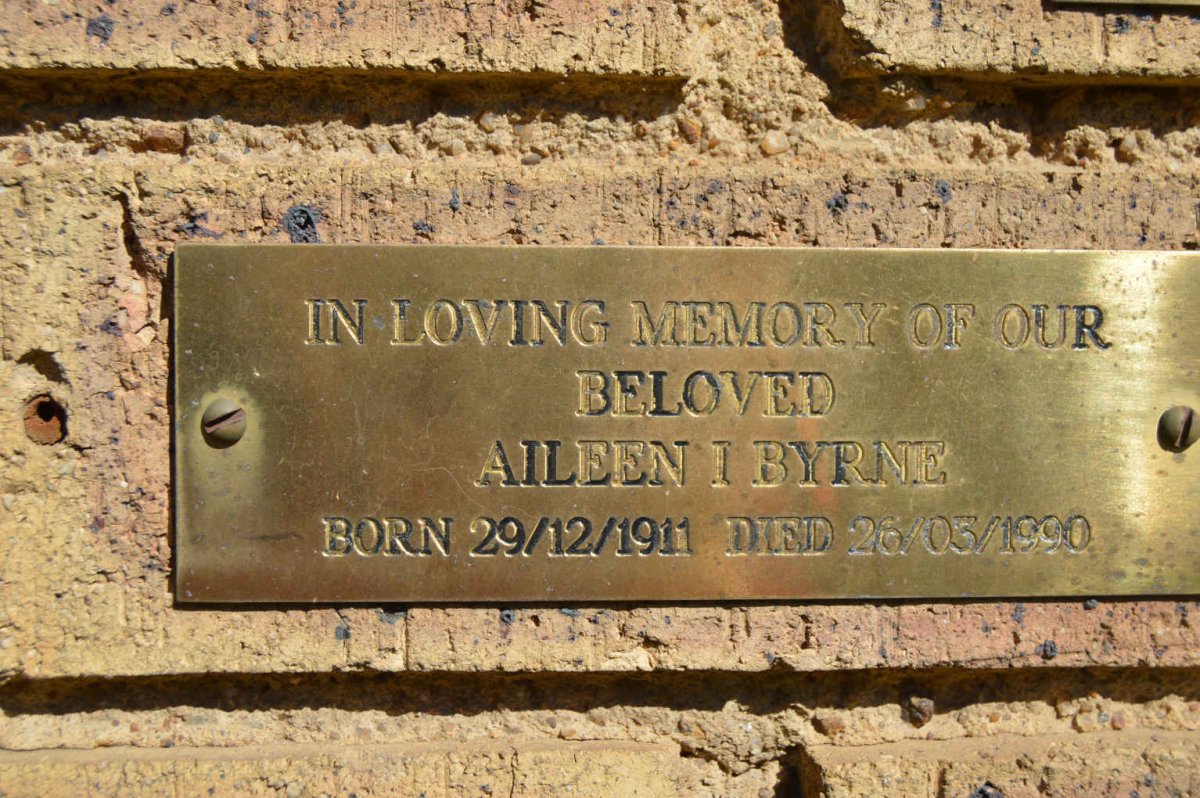 BYRNE Aileen I. 1911-1990