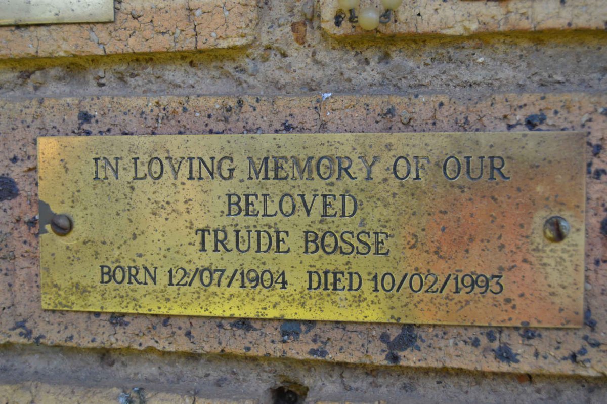 BOSSE Trude 1904-1993