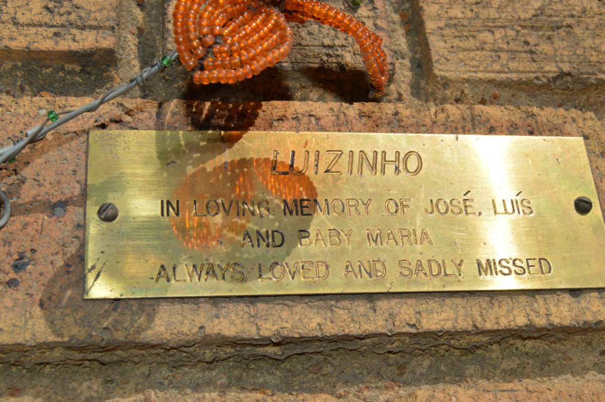 LUIZINHO José :: LUIZINHO Luís :: LUIZINHO Maria