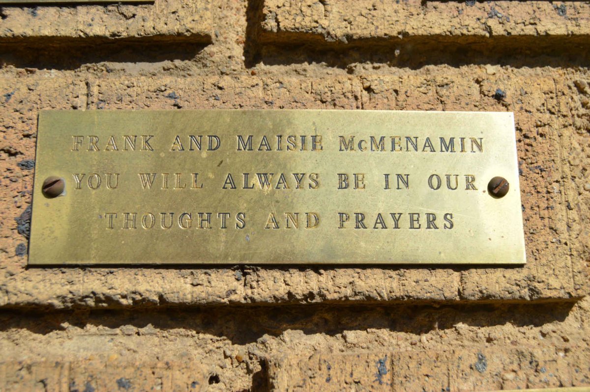 McMENAMIN Frank &amp; Maisie