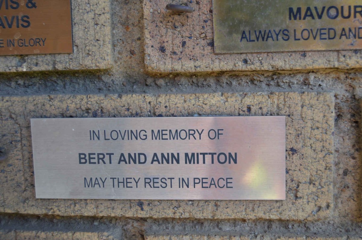 MITTON Bert &amp; Ann