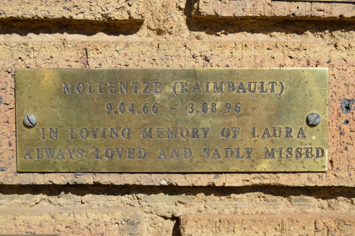 MOLLENTZE Laura nee RAIMBAULT 1966-1996