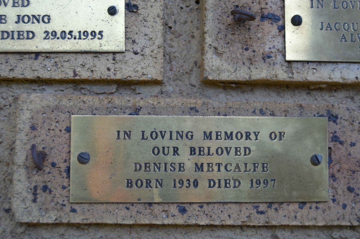 METCALFE Denise 1930-1997