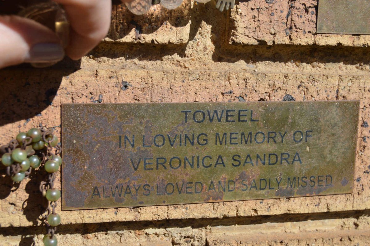 TOWEEL Veronica Sandra