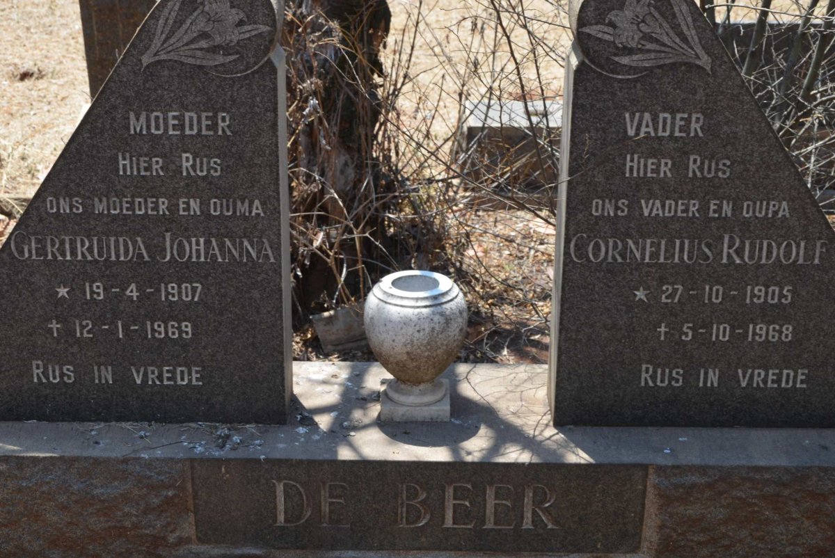 BEER Cornelius Rudolph, de 1905-1968 &amp; Gertruida Johanna 1907-1969