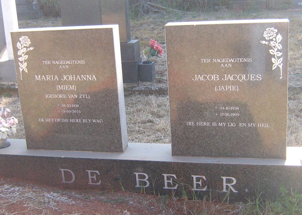 BEER Jacob Jacques, de 1924-1999 &amp; Maria Johanna VAN ZYL 1928-2015
