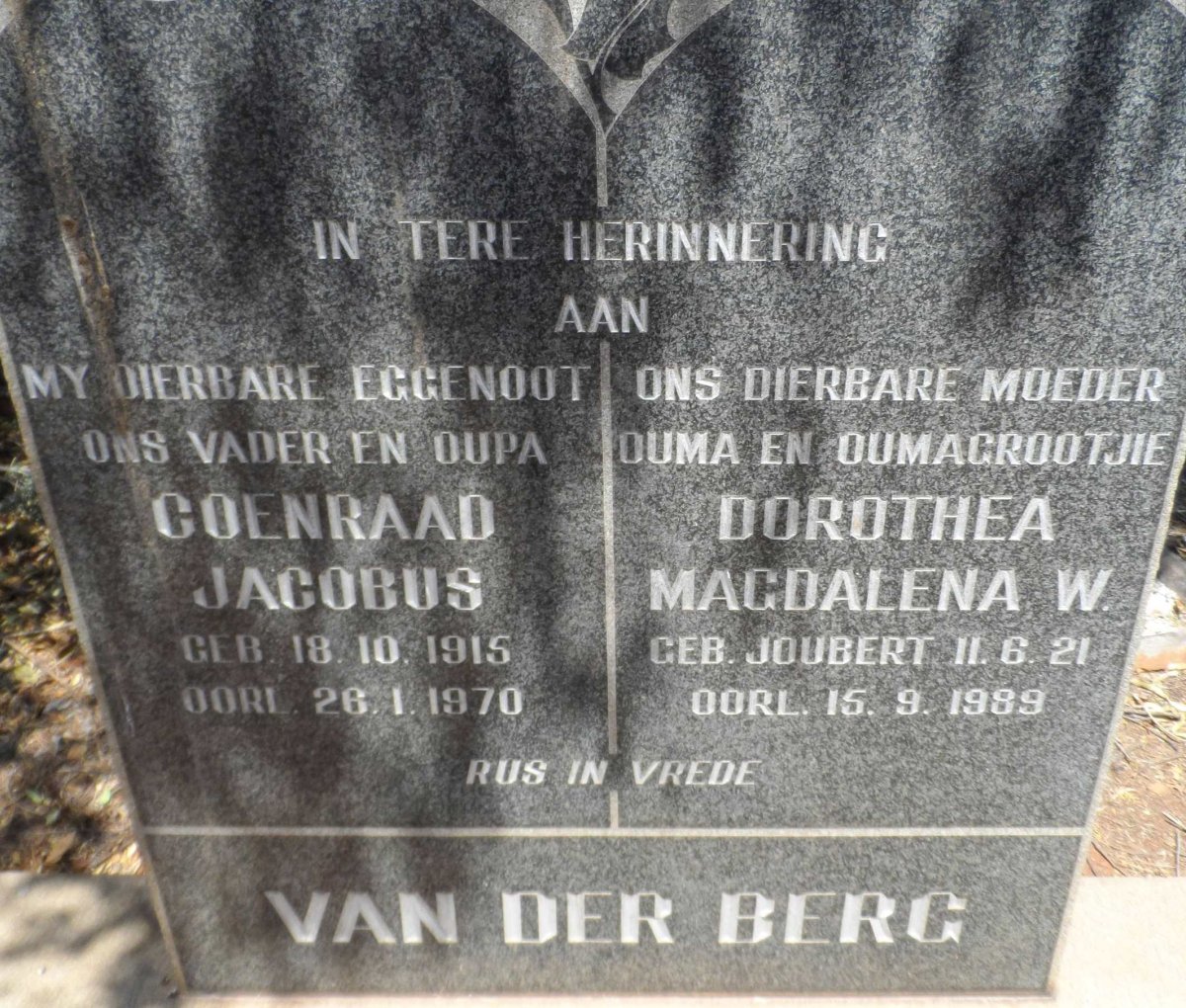 BERG Coenraad Jacobus, van der 1915-1970 &amp; Dorothea Magdalena W.  JOUBERT 1921-1989